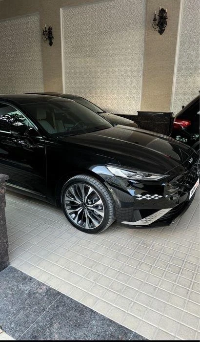 Kia K8 I