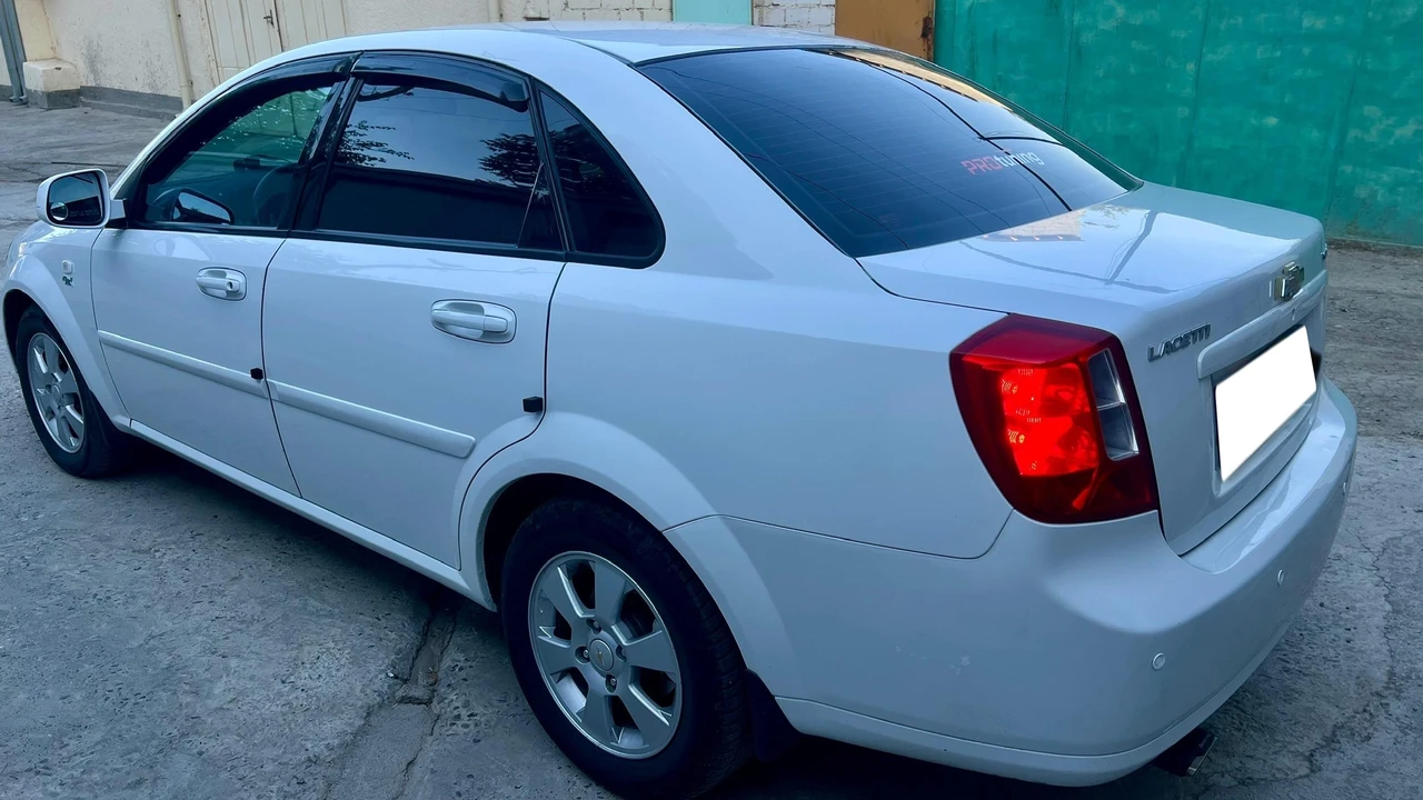 Chevrolet Gentra II