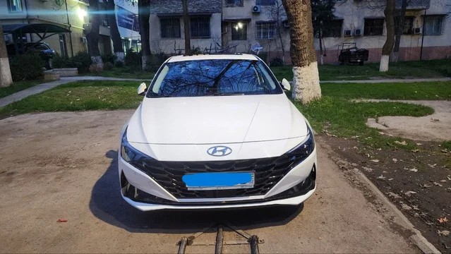 Hyundai Elantra VII