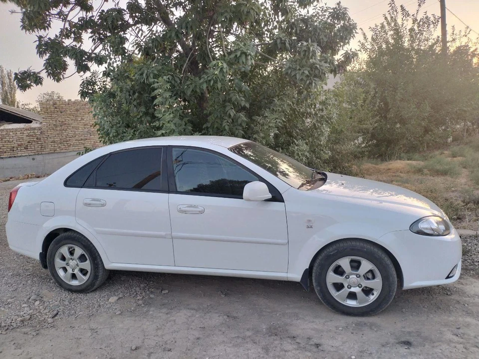 Chevrolet Gentra II